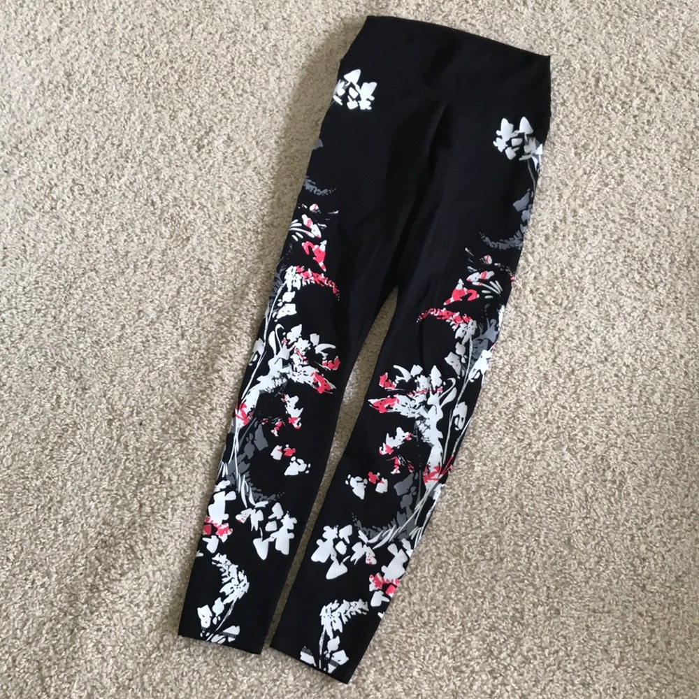 Fabletics floral leggings